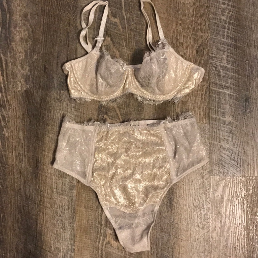 VS Secret white sparkly bra and underwear set